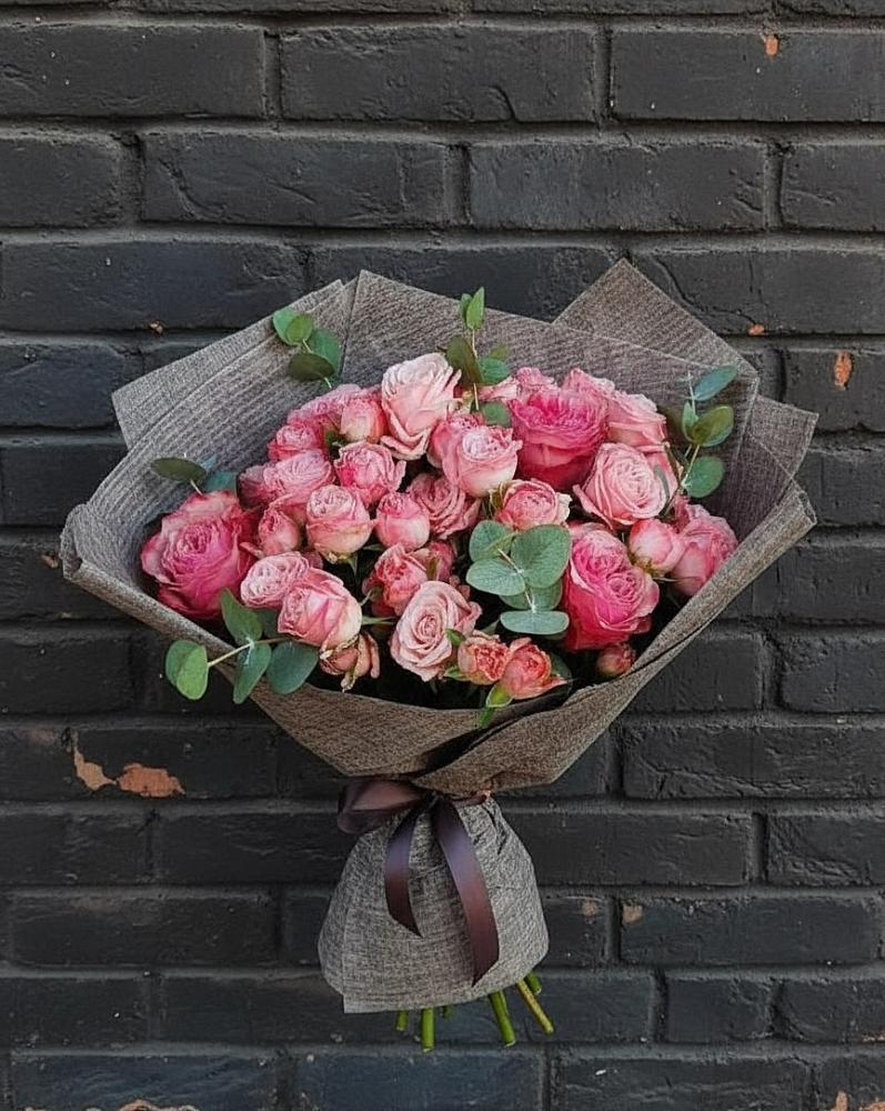 Букет цветов из: Розы в Полевой