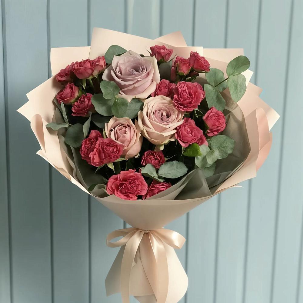 Букет цветов из: Гвоздики и Розы в Полевой
