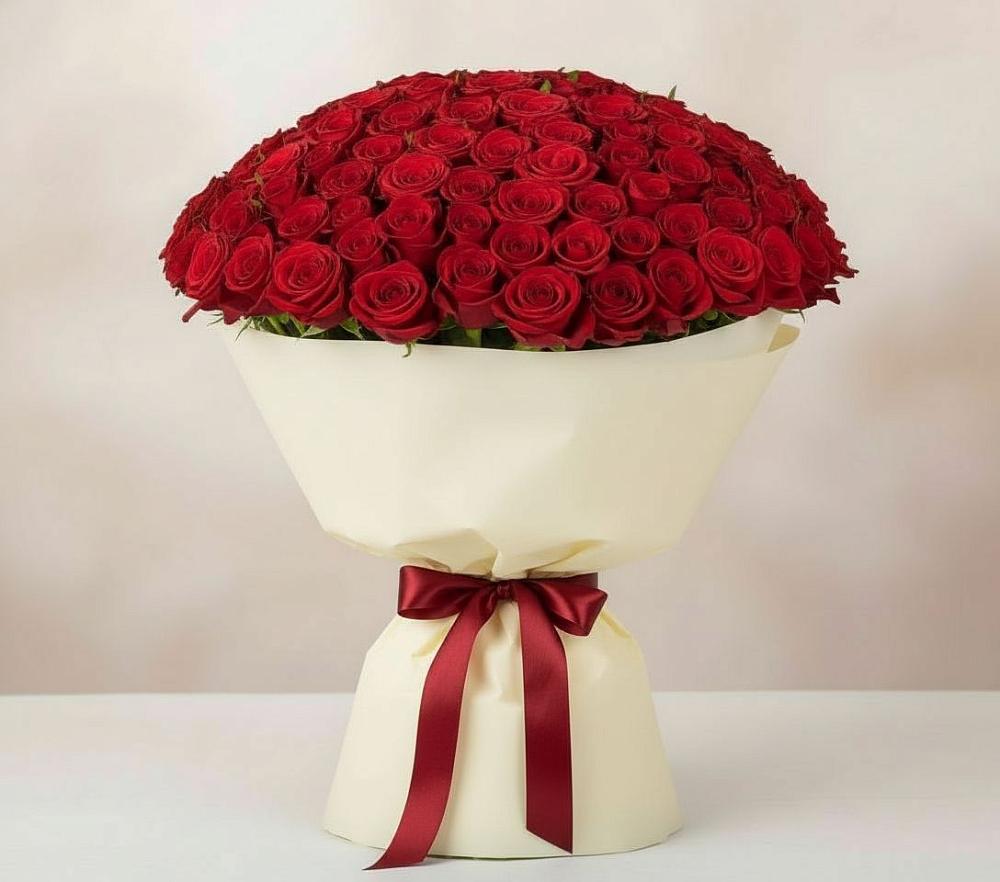 Букет 101 Красная роза Милано в Полевой