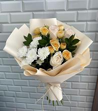 Букет цветов из:  Розы и Хризантемы #REPLACE_PRED# Полевой