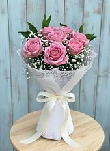 Букет цветов из:  Розы в Полевой
