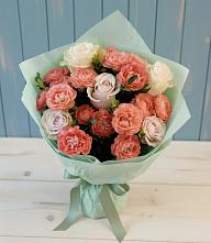 Букет цветов из:  Розы в Полевой