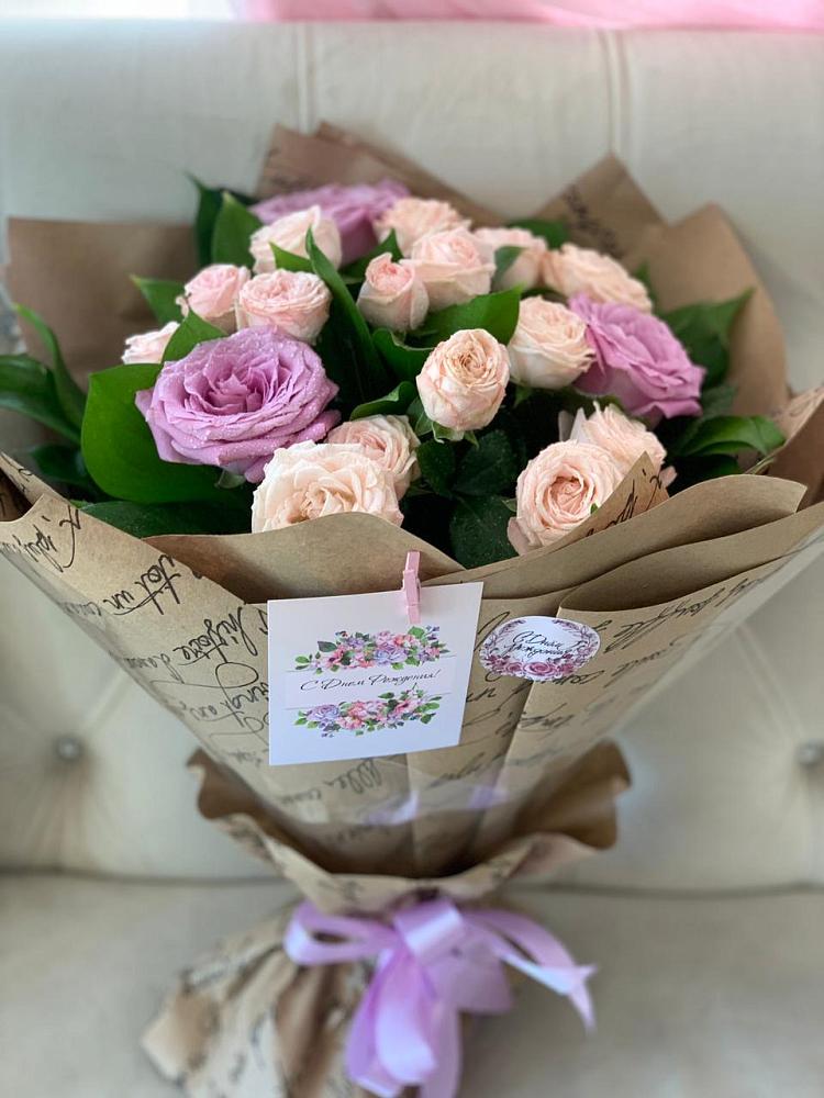 Букет цветов из: Розы в Полевой