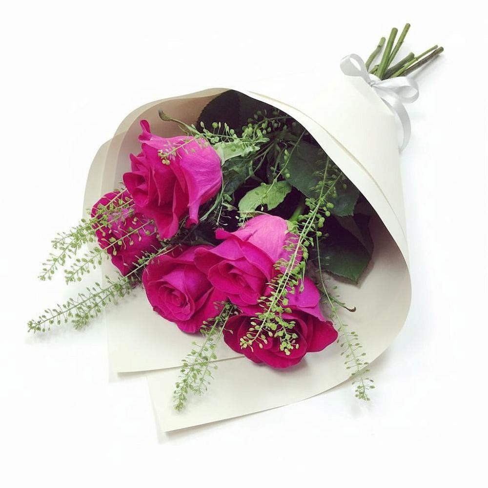 Букет цветов из: Розы в Полевой