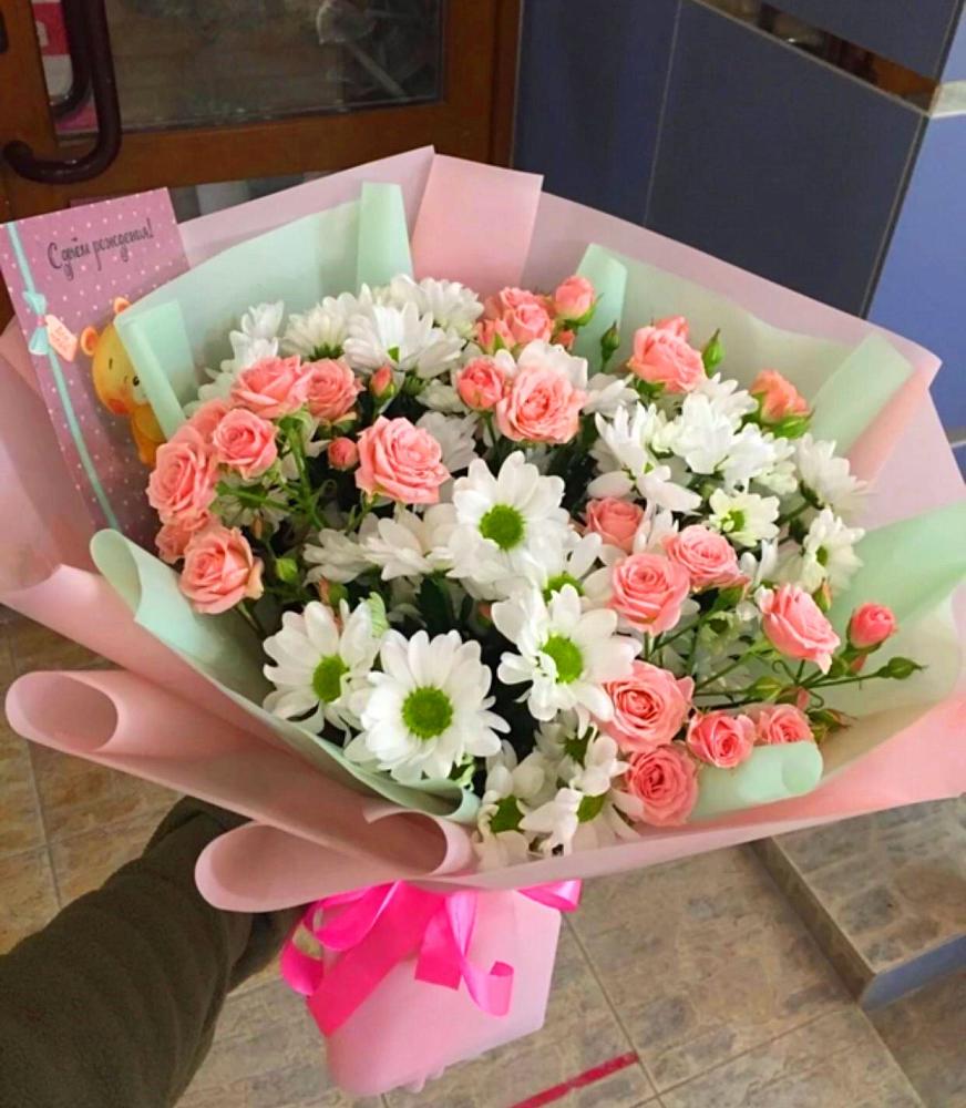 Букет цветов из: Розы и Хризантемы в Полевой