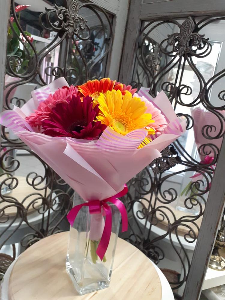 Букет цветов из: Герберы в Полевой