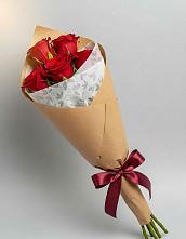 Букет цветов из:  Розы в Полевой