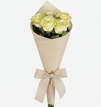 Букет цветов из:  Розы в Полевой