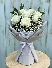 Букет цветов из:  Розы в Полевой