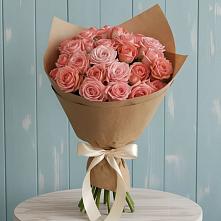 Букет цветов из:  Розы в Полевой