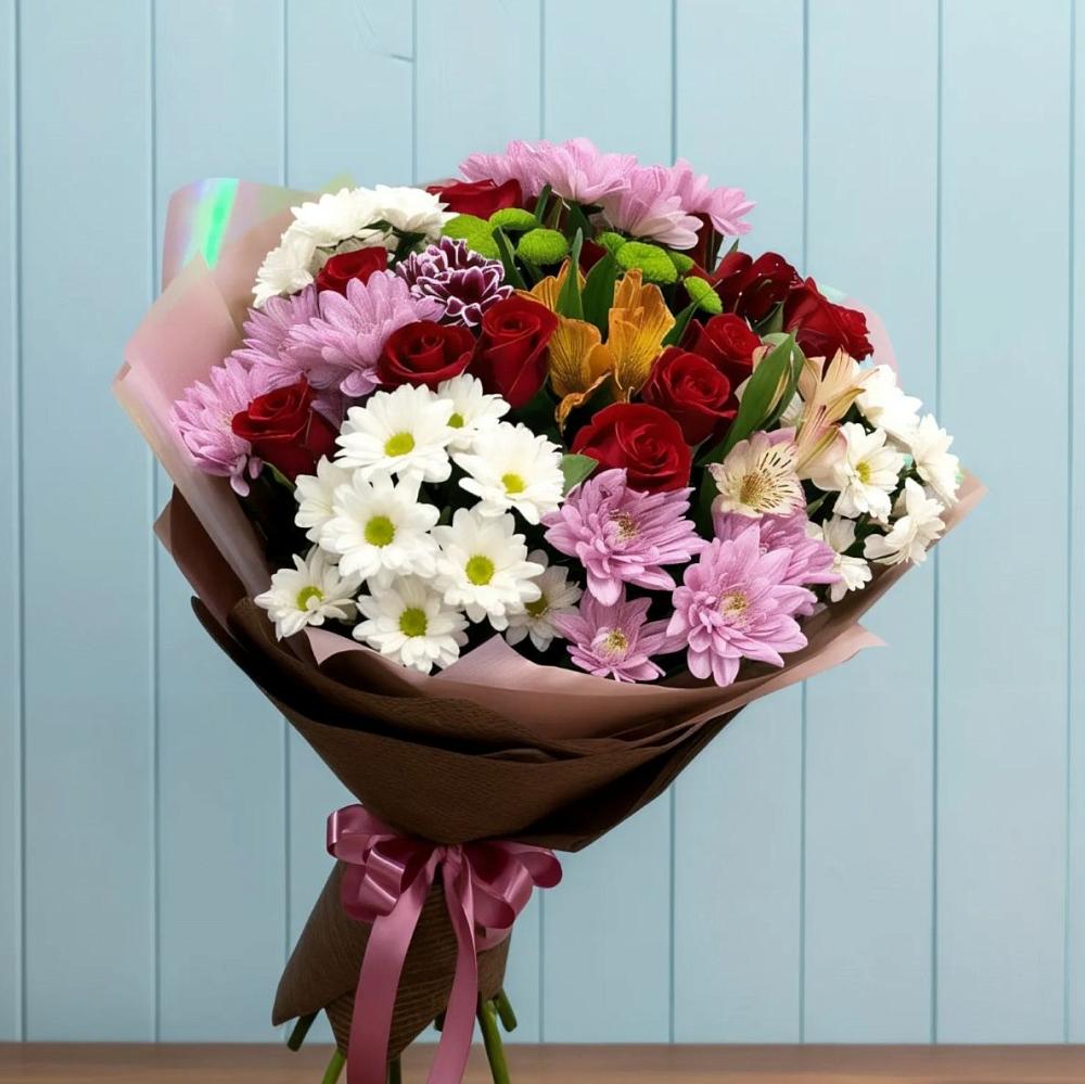 Букет цветов из: Розы, Хризантемы и Альстромерии в Полевой