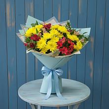 Букет цветов из:  Альстромерии и Хризантемы #REPLACE_PRED# Полевой