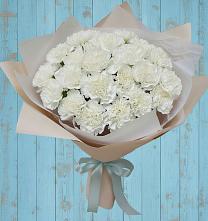 Букет цветов из:  Гвоздики в Полевой